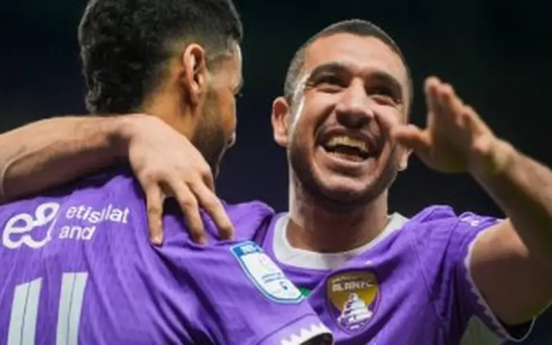 رامي ربيعة يقود العين لاعتلاء صدارة الدوري الإماراتي بثنائية ضد الوصل